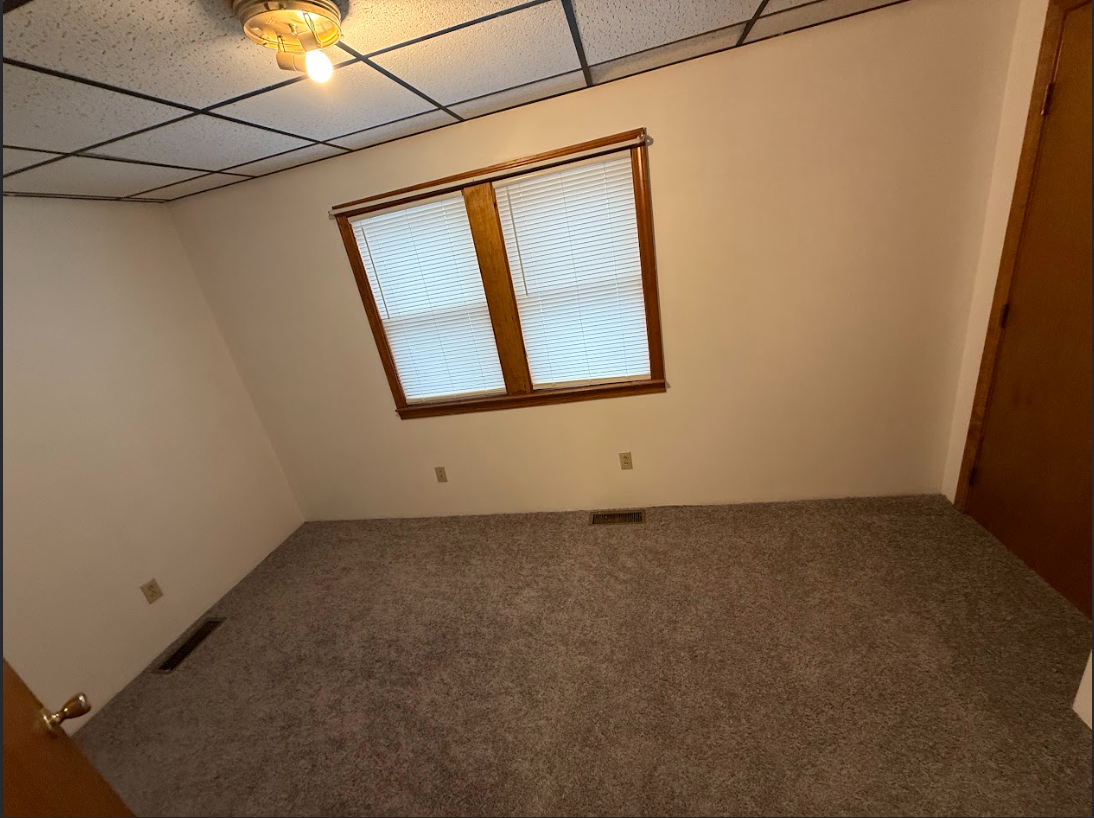 2 Williams Ct #1 - Photo 6 of 9