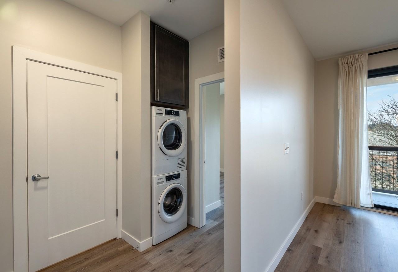 Victory on Leonard - Photo 4 of 50