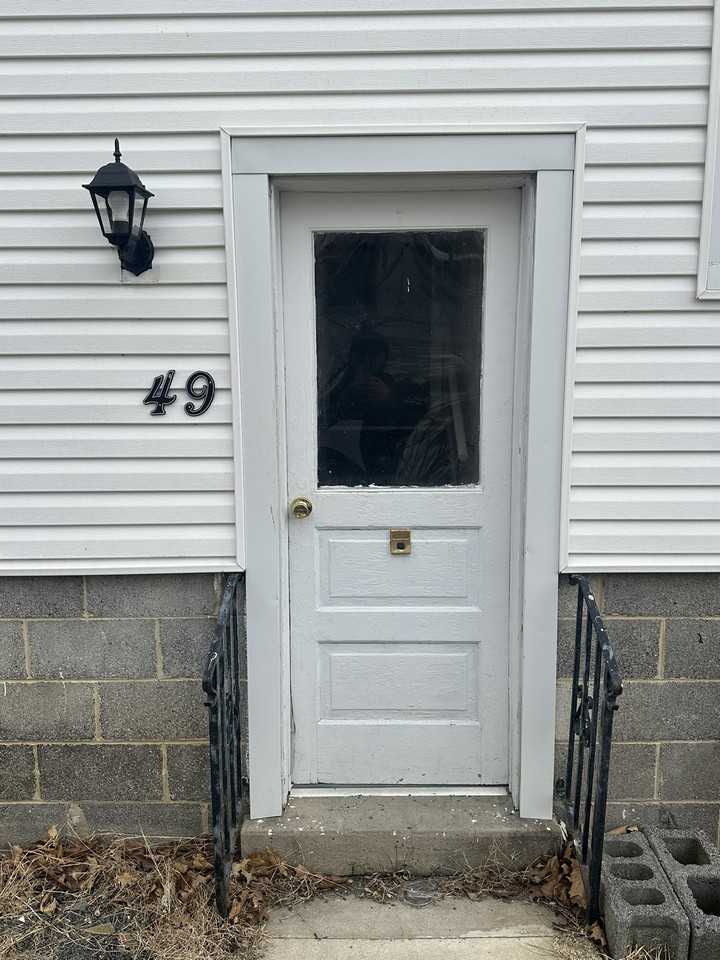 53 E Main St #53 - Photo 2 of 8