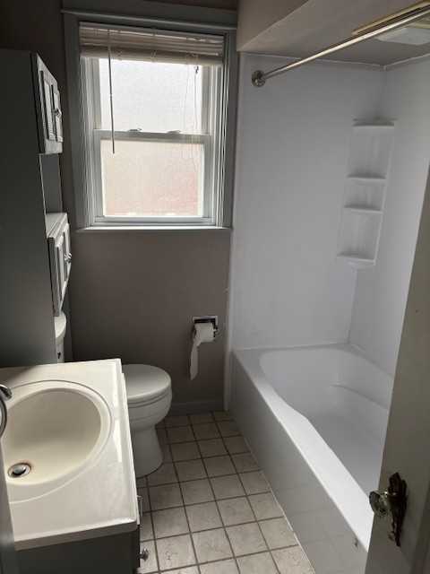4428 S 38th St #1 - Photo 6 of 9