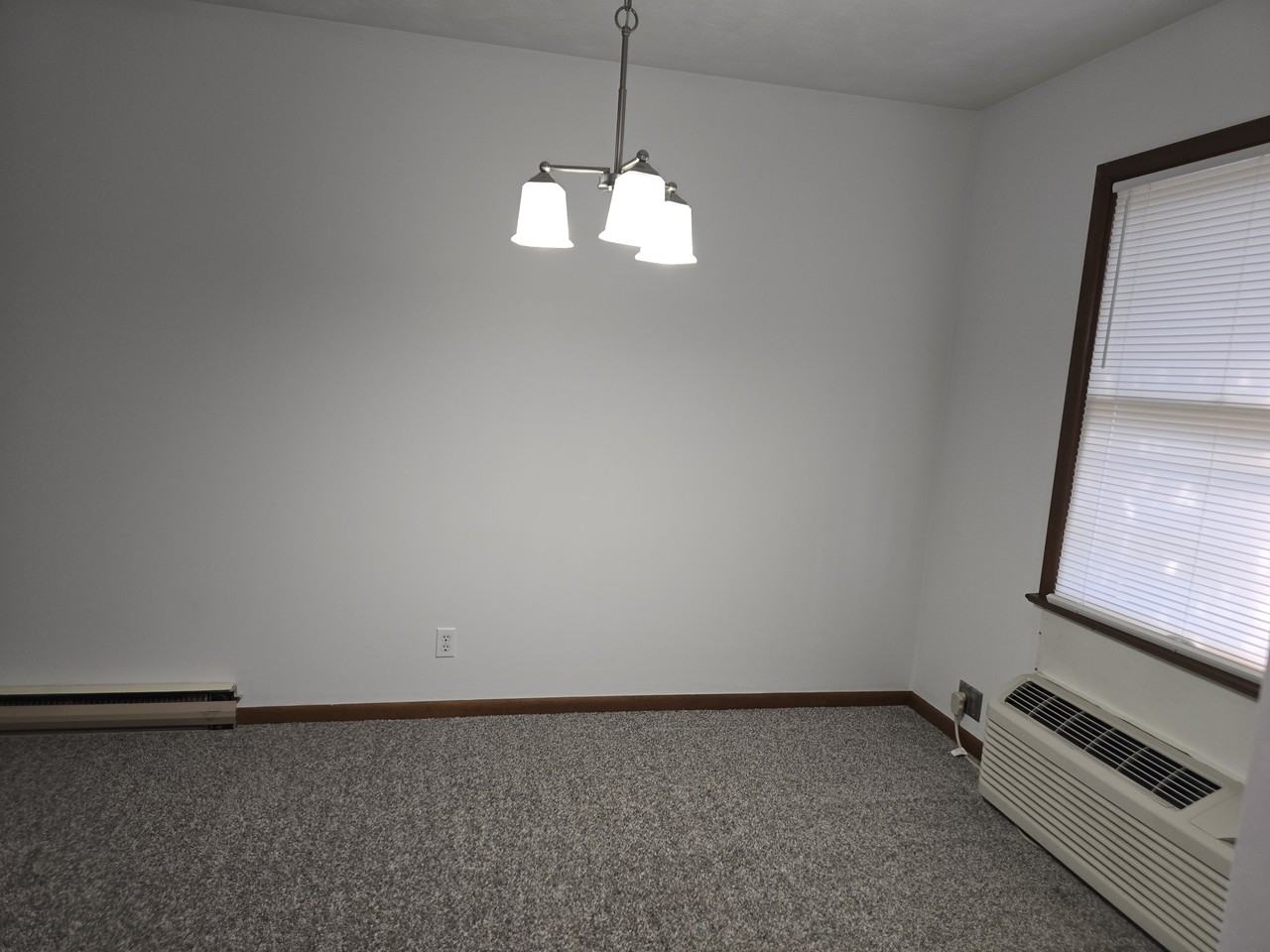 193 S Quentin Rd #1 - Photo 5 of 14