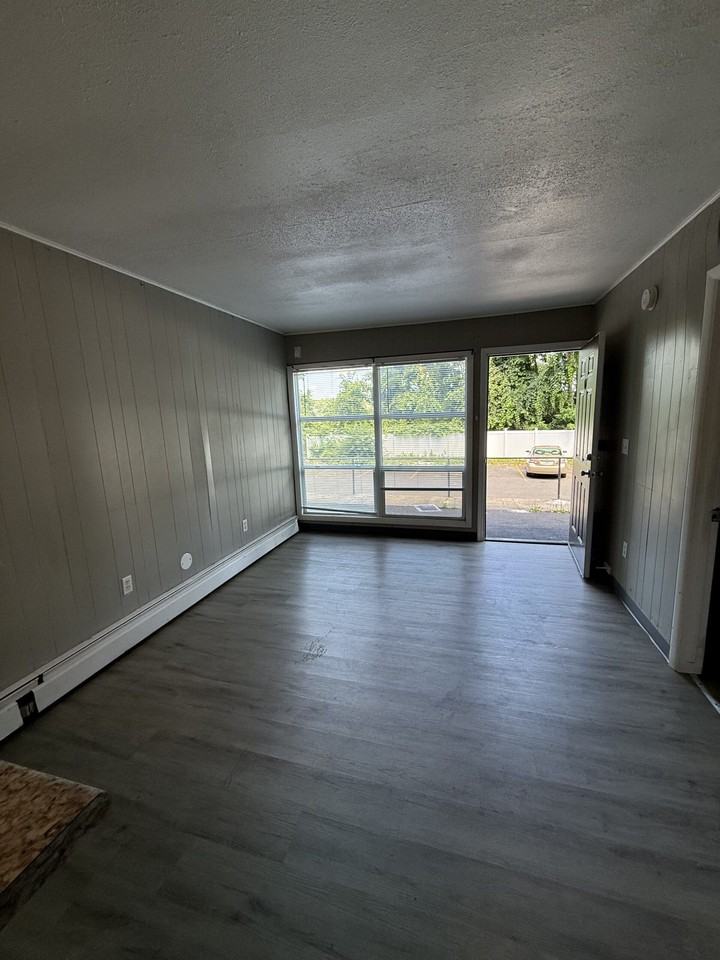 401 Smith StreetD11 #D11 - Photo 5 of 8