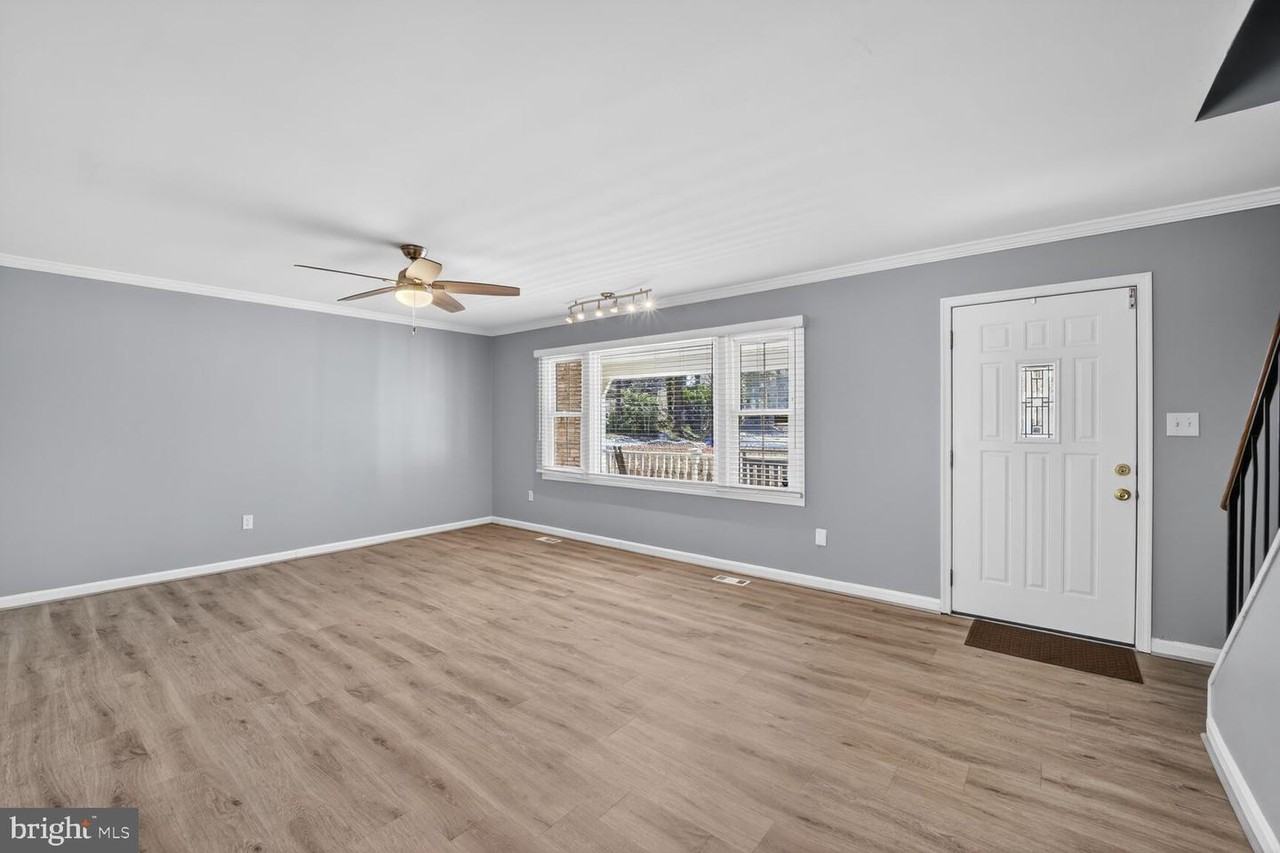 1405 Pennington Ln #1 - Photo 3 of 24