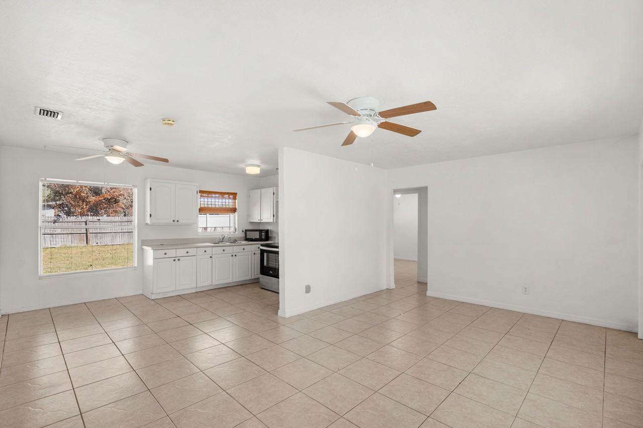 480 Falmouth Ave #1 - Photo 2 of 21