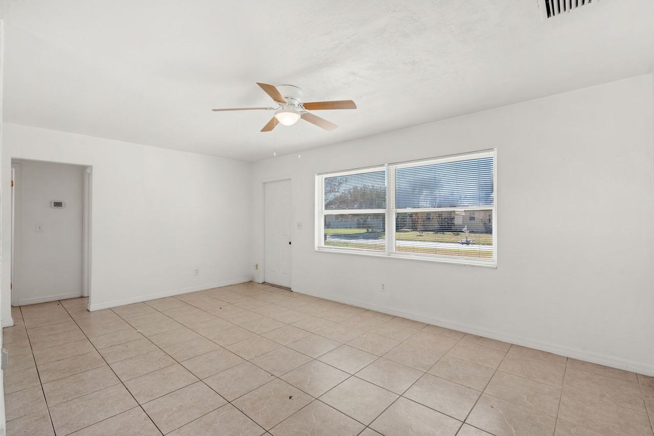 480 Falmouth Ave #1 - Photo 5 of 21