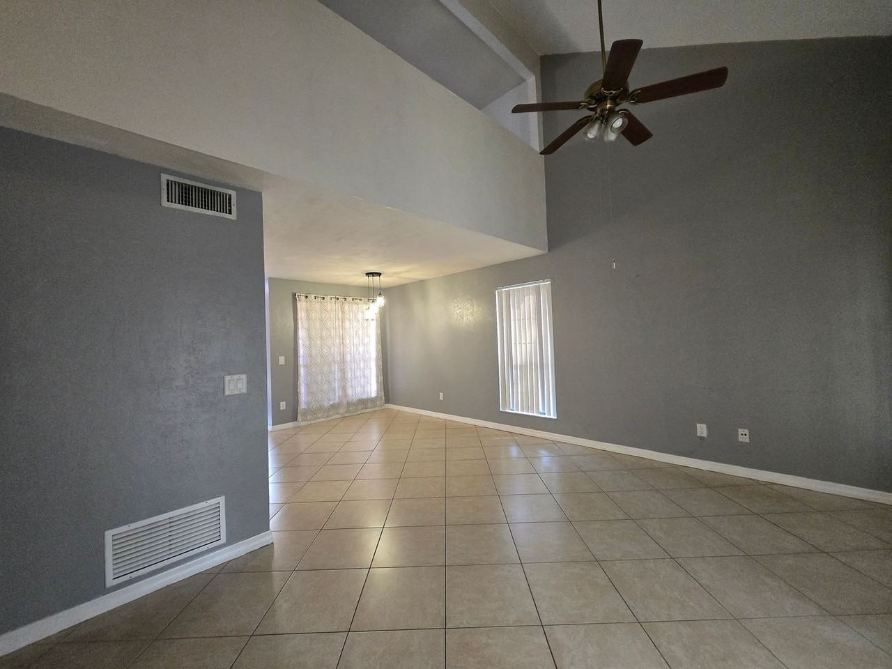 5855 Sw 8th Pl - Photo 7 of 31