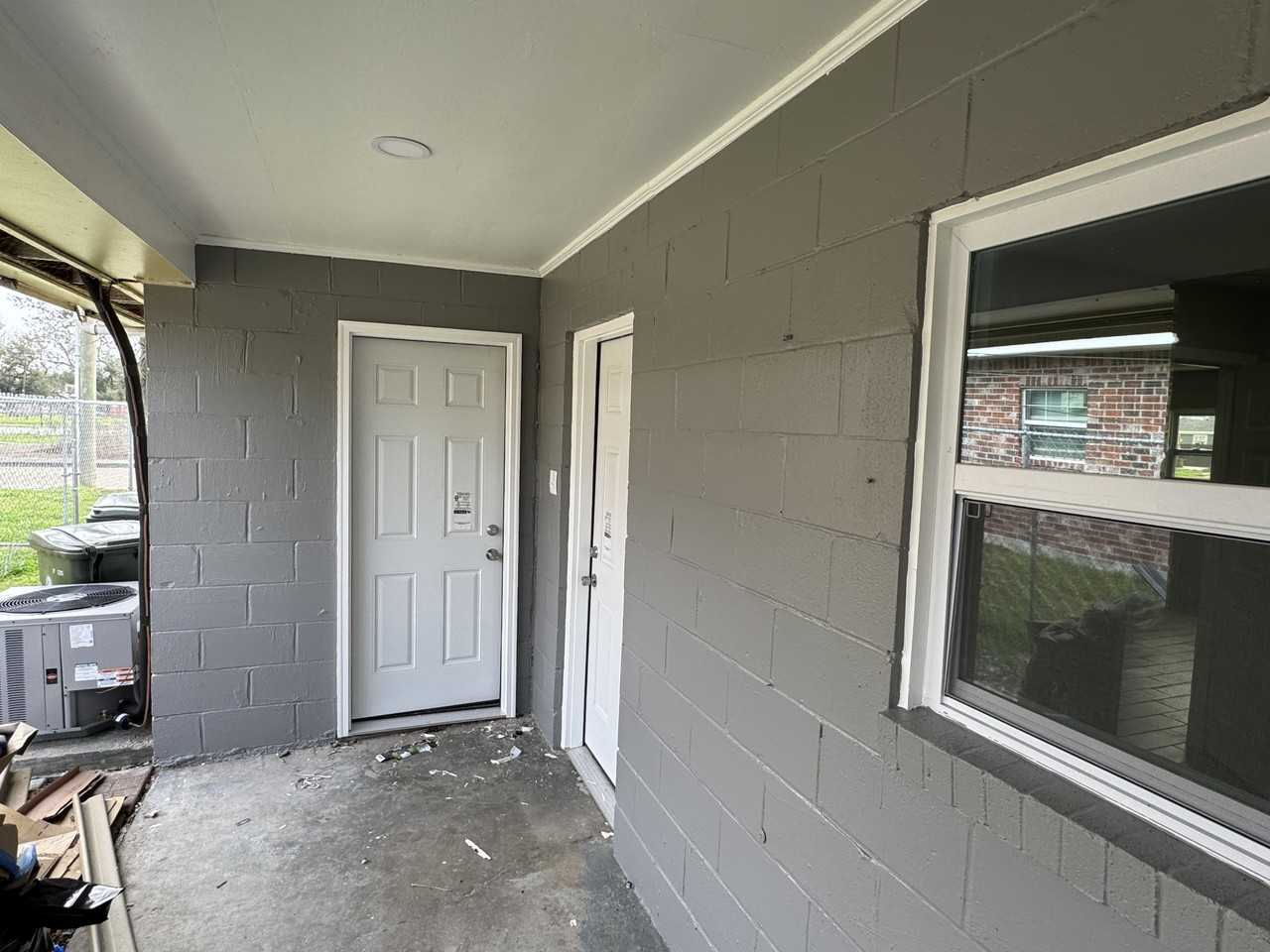 1140 Church St #B - Photo 3 of 10