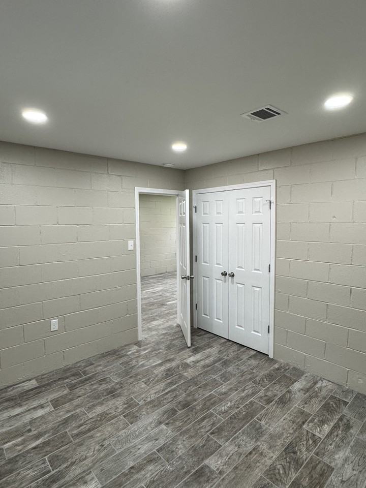 1140 Church St #B - Photo 7 of 10