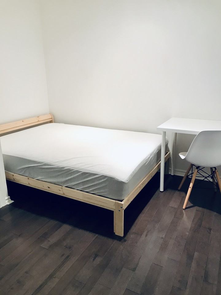 4080 Rue De Bullion - Photo 5 of 10