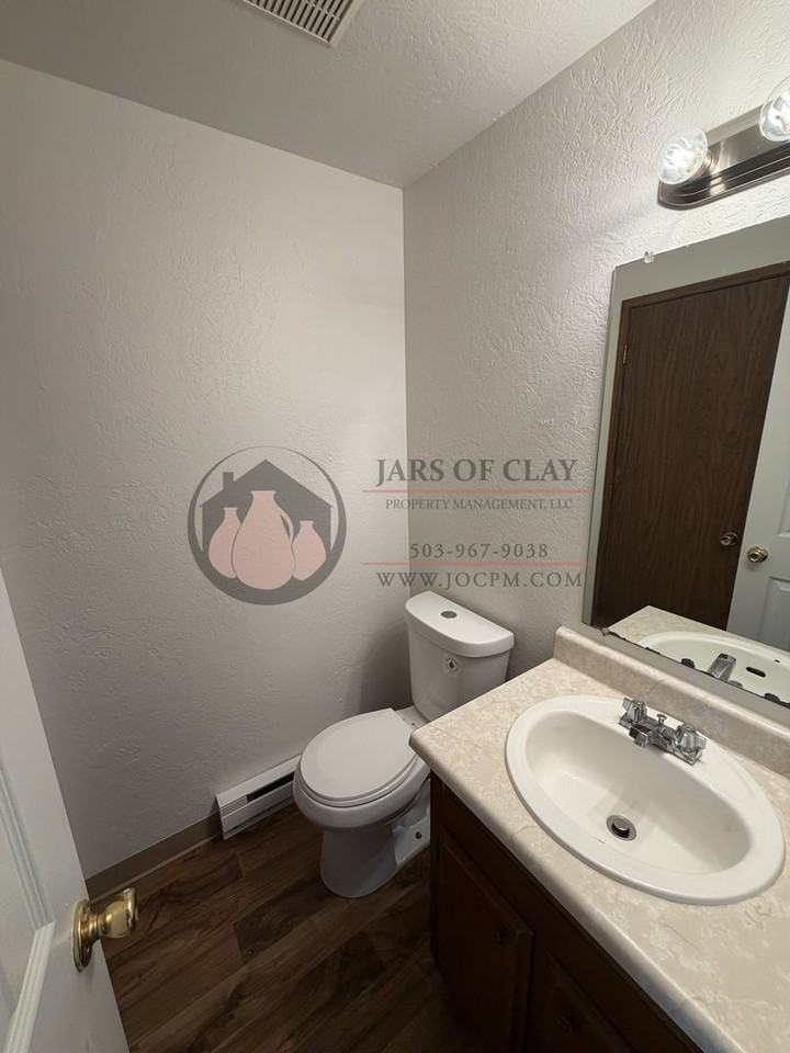 Englewood Apartments #2023-LL767 - Photo 7 of 21