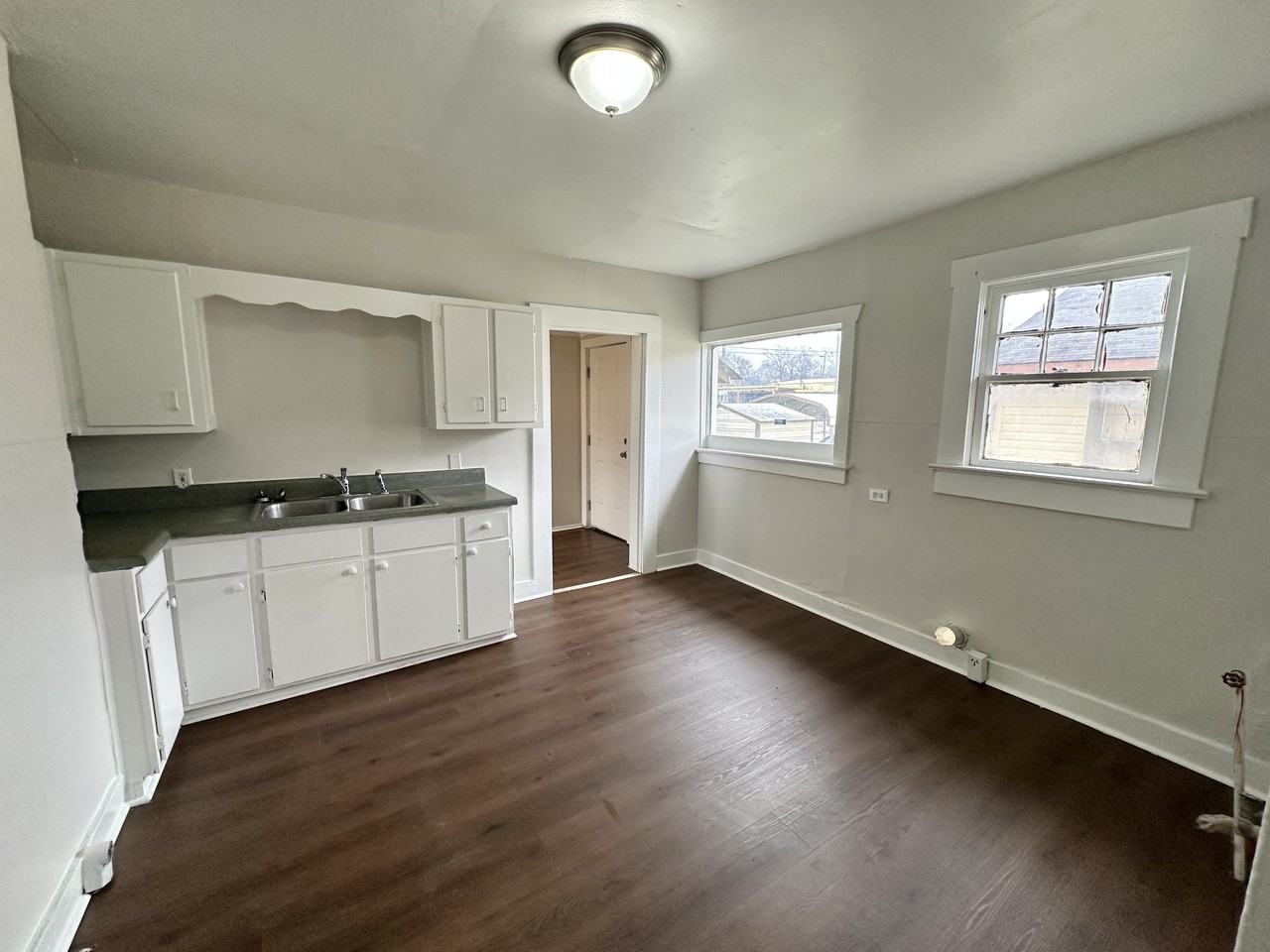 1556 Burgin Ave #1 - Photo 7 of 8