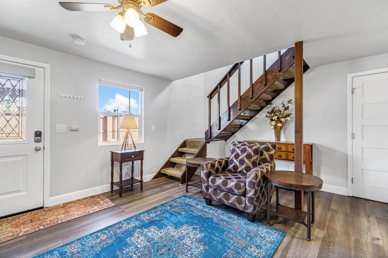 4134 N Maroa Ave #B - Photo 5 of 24