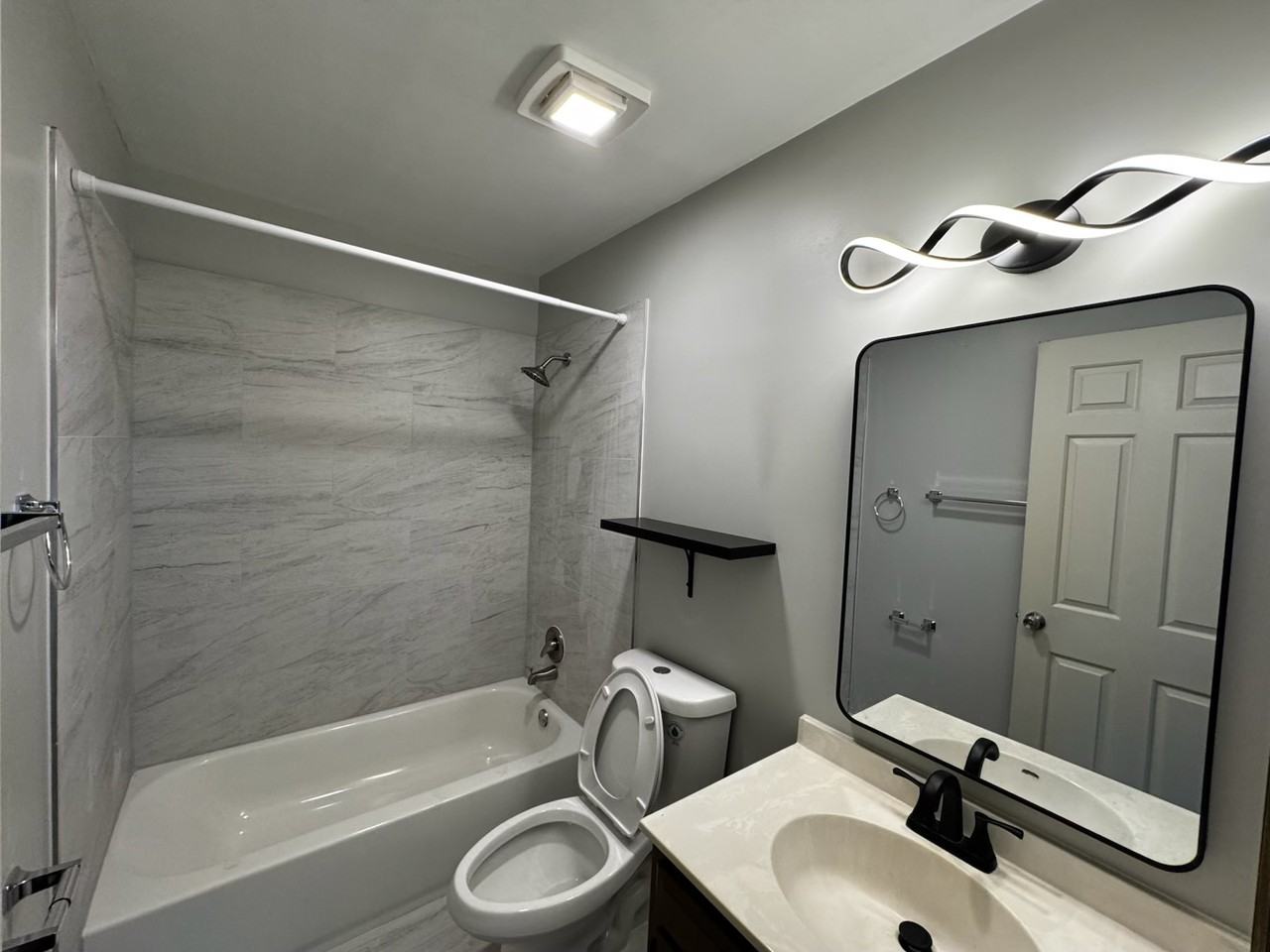 Susan Dr #1 - Photo 2 of 6