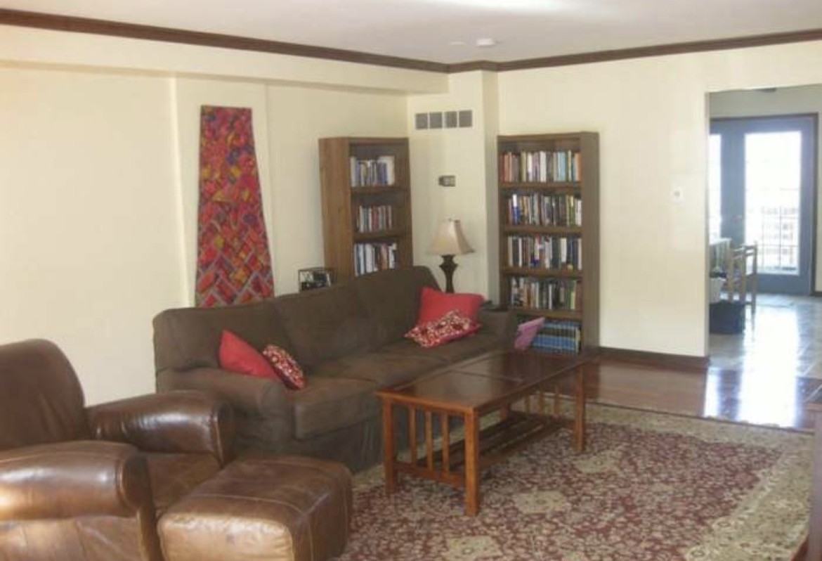 Susan Dr #1 - Photo 3 of 6