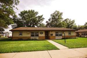 featured image of 300 S 8th St