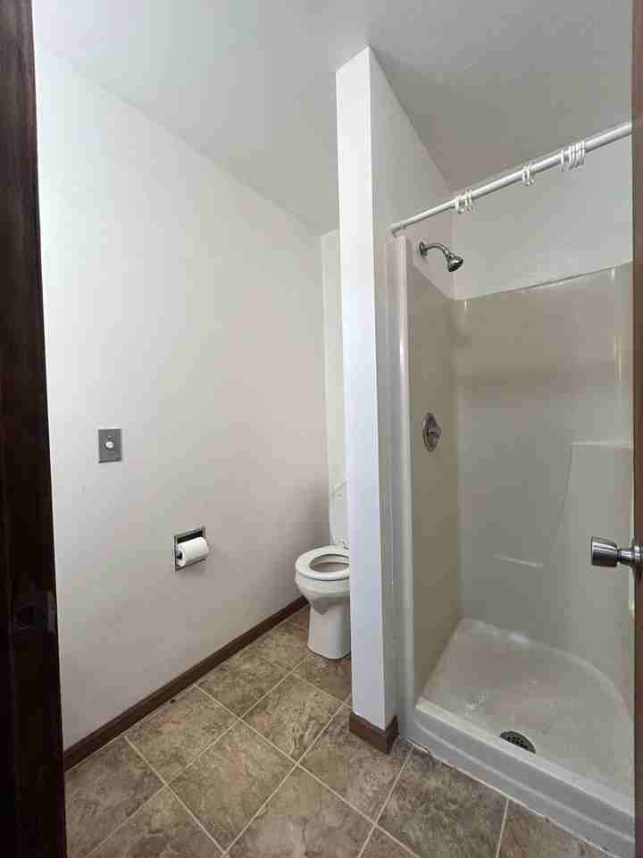 910 Richard Drive - Photo 6 of 16