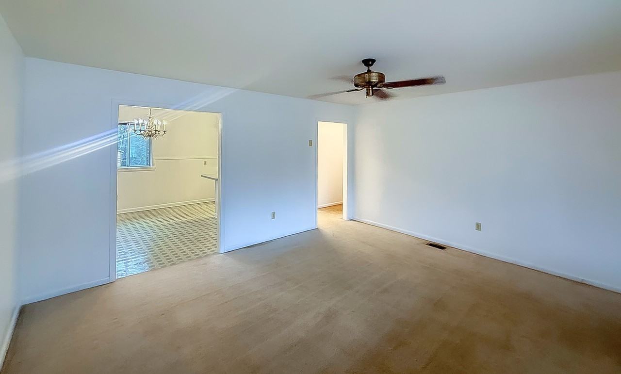 6911 W 42nd St #1 - Photo 2 of 15