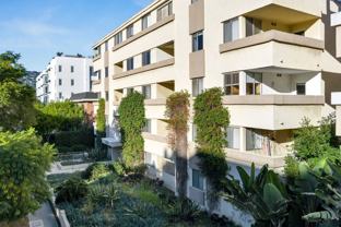 432 N Palm Dr - Photo 1 of 1