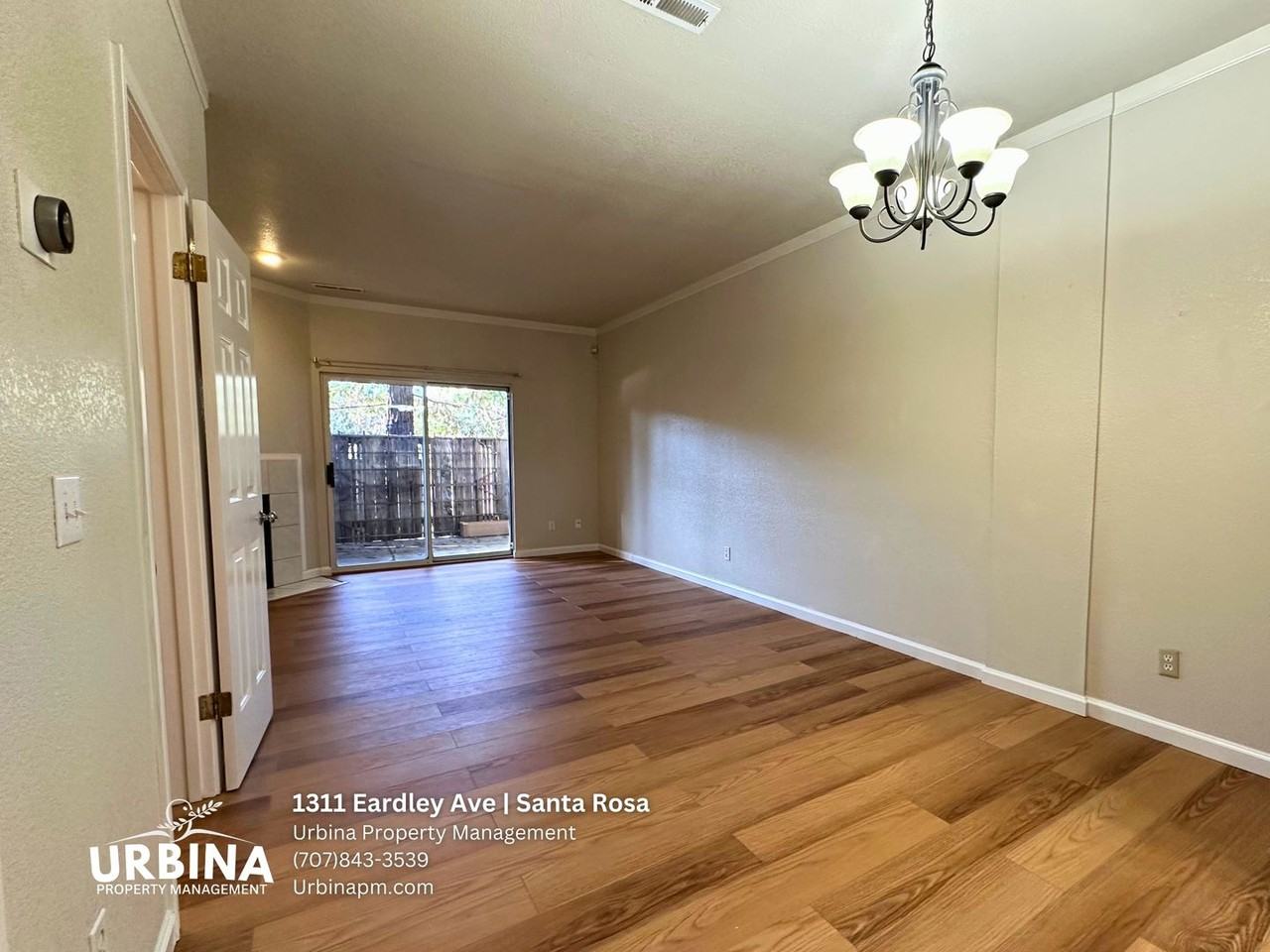 1311 Eardley Ave - Photo 4 of 16