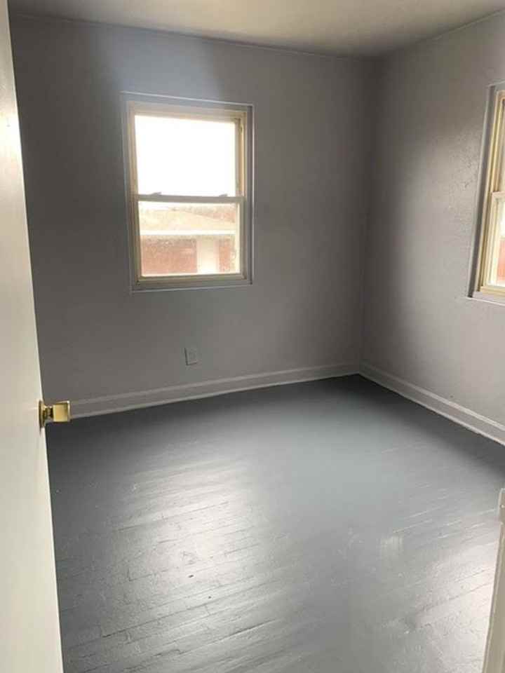 Providence Square Apartments - Photo 3 of 7