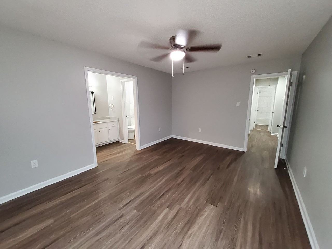 5950 Beauvoir Dr - Photo 2 of 18