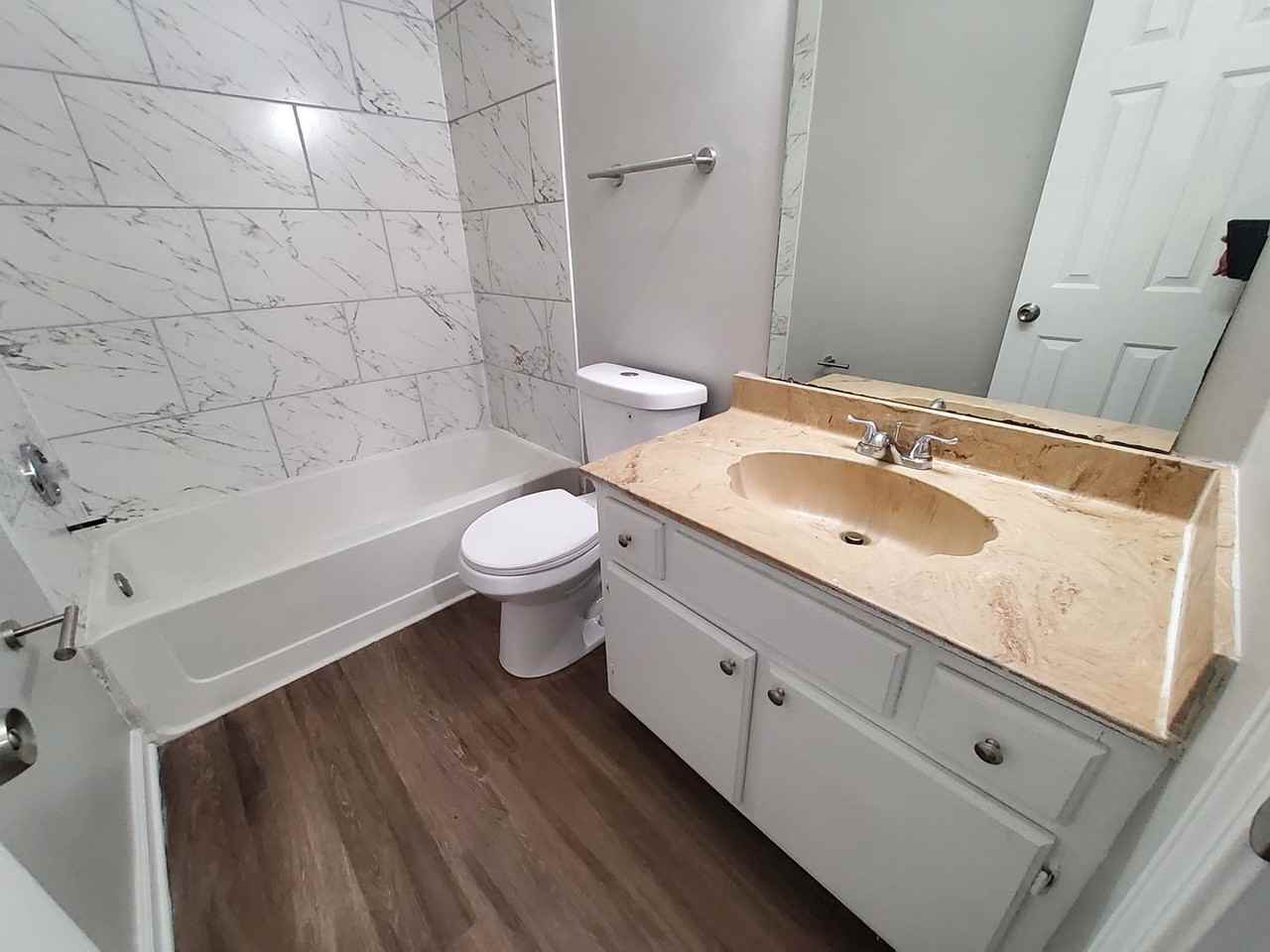 5950 Beauvoir Dr - Photo 6 of 18