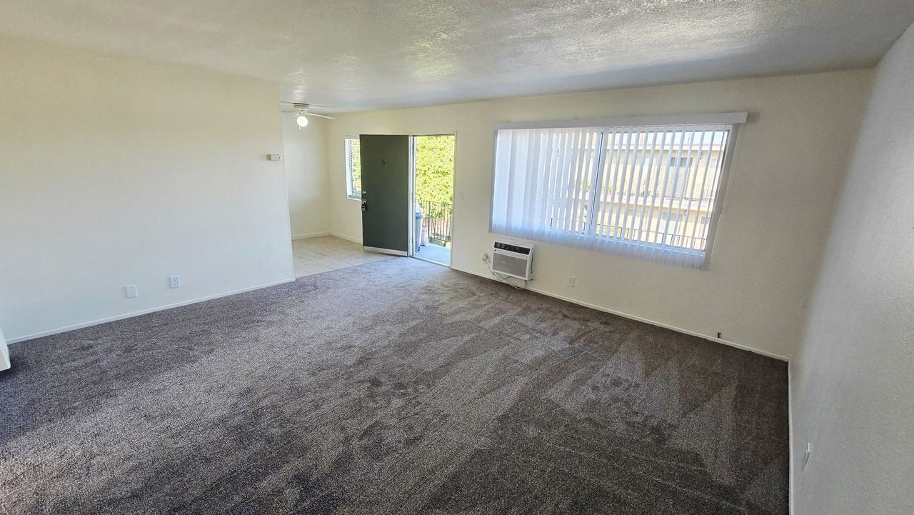 5683 Park Pl #6 - Photo 2 of 28