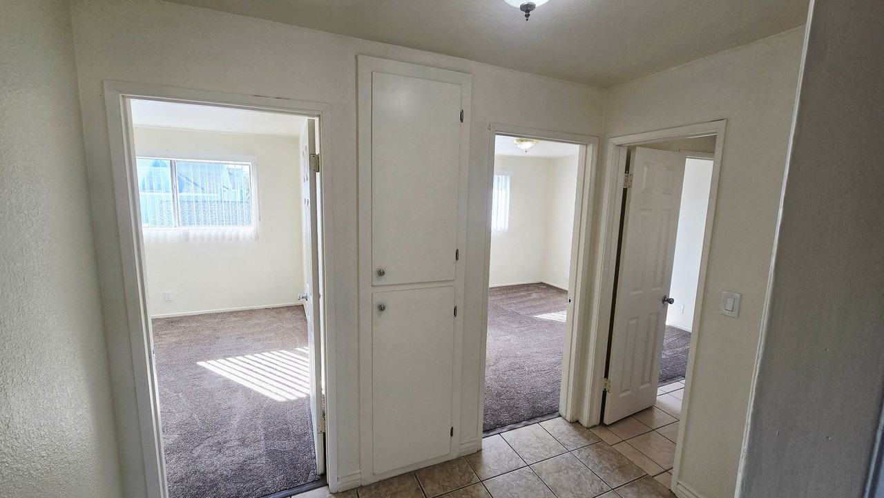 5683 Park Pl #6 - Photo 7 of 28