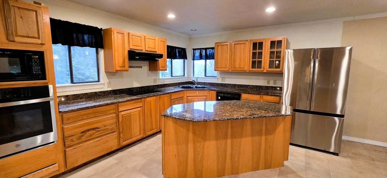 12027 N Avondale Loop - Photo 5 of 9