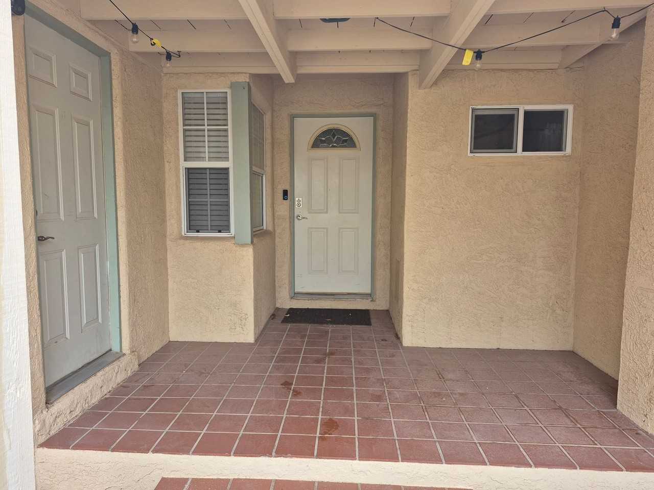 1516 Lincoln Ave - Photo 2 of 23