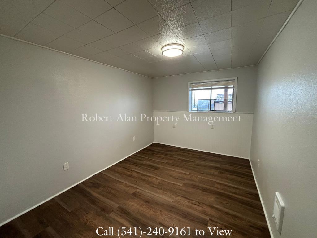 824 Sw 7th St - Photo 2 of 8