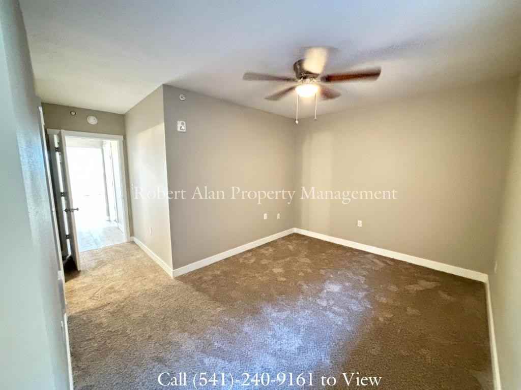 2601 Sw Hailey Ave ##103 - Photo 6 of 10