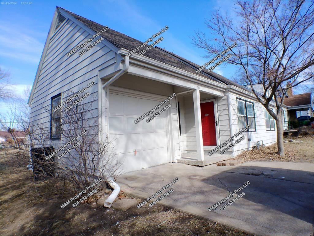 1210 W 25th Ter S - Photo 3 of 19