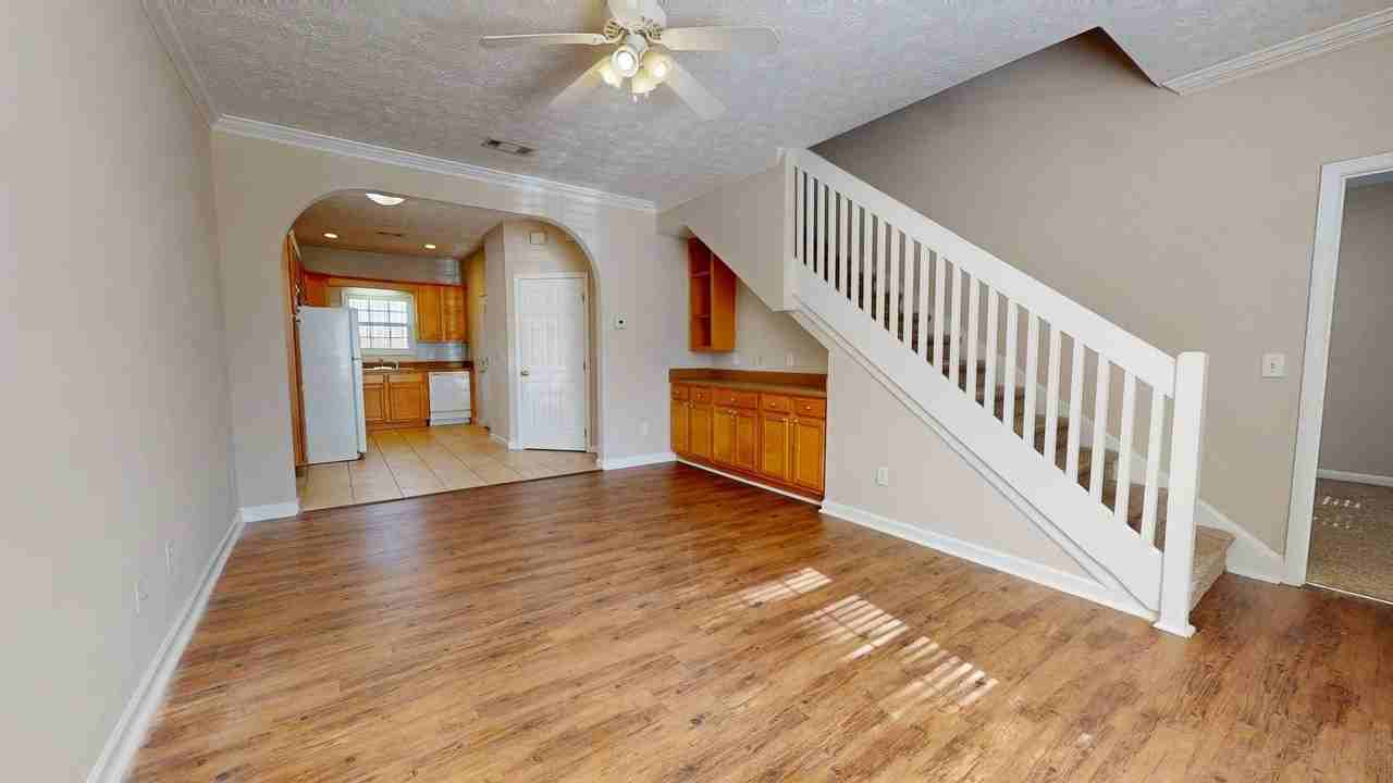 381 Jack Hampton Dr - Photo 4 of 24