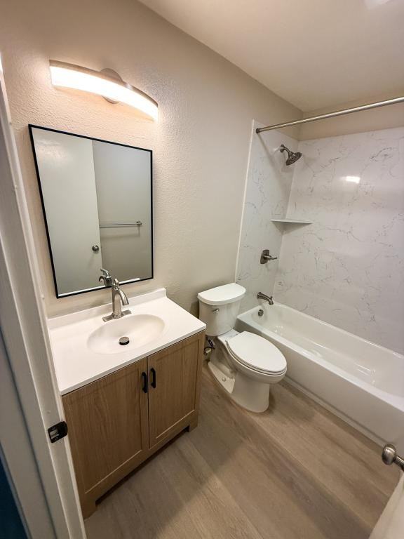 2004 Ahern St - Photo 7 of 12