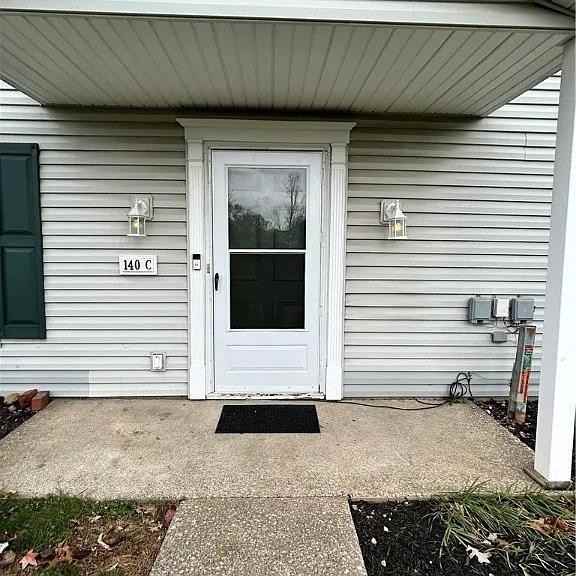 140 Ivy Hill Ln - Photo 2 of 13