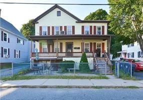 featured image of 189 Chestnut St