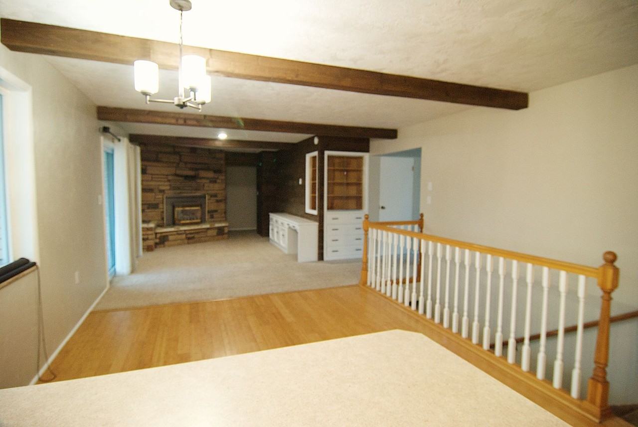 147 N 3900 E - Photo 7 of 23