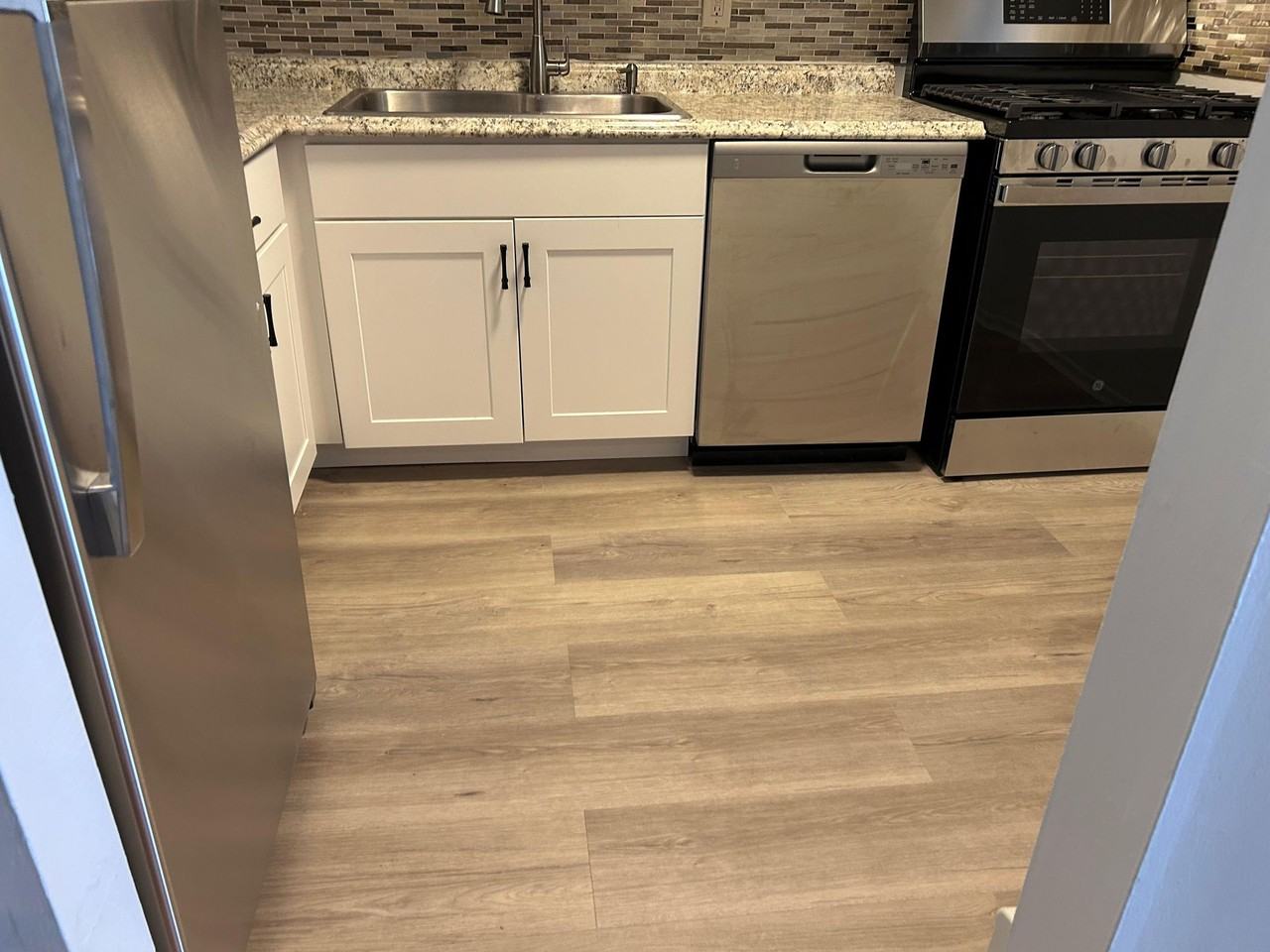 1106 Park Ave - Photo 5 of 11