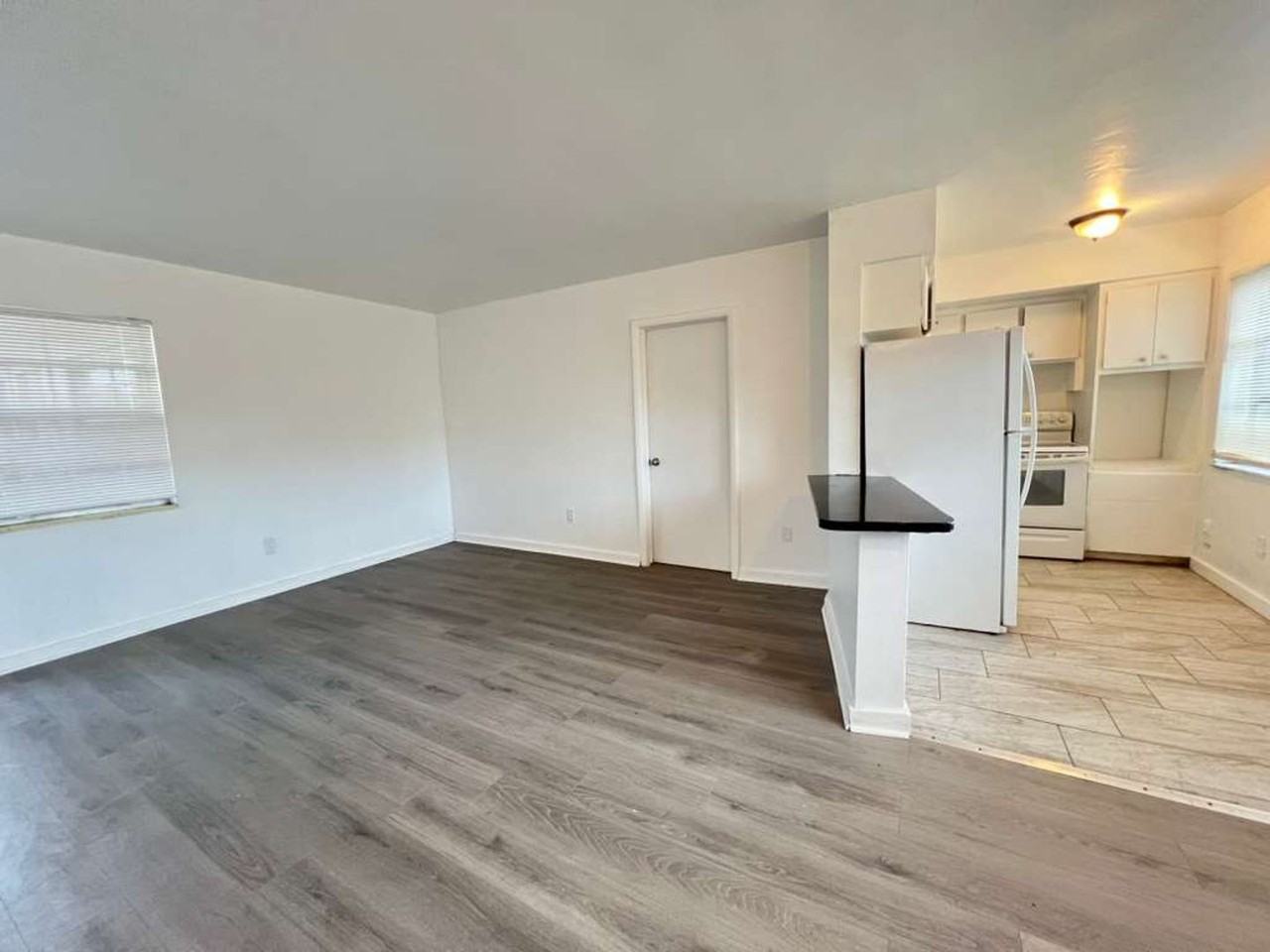 17031 Ne 21st Ave - Photo 7 of 17