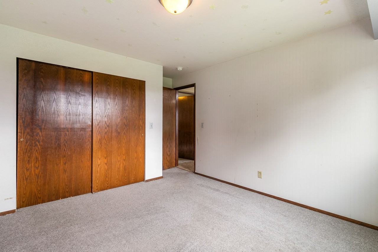 197 Bay Lyn Dr - Photo 6 of 10