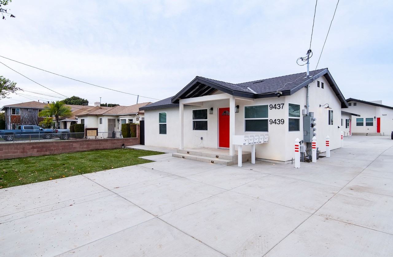 Harvard - Photo 2 of 23