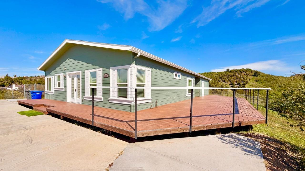 30375 Sagewood Rd - Photo 2 of 50