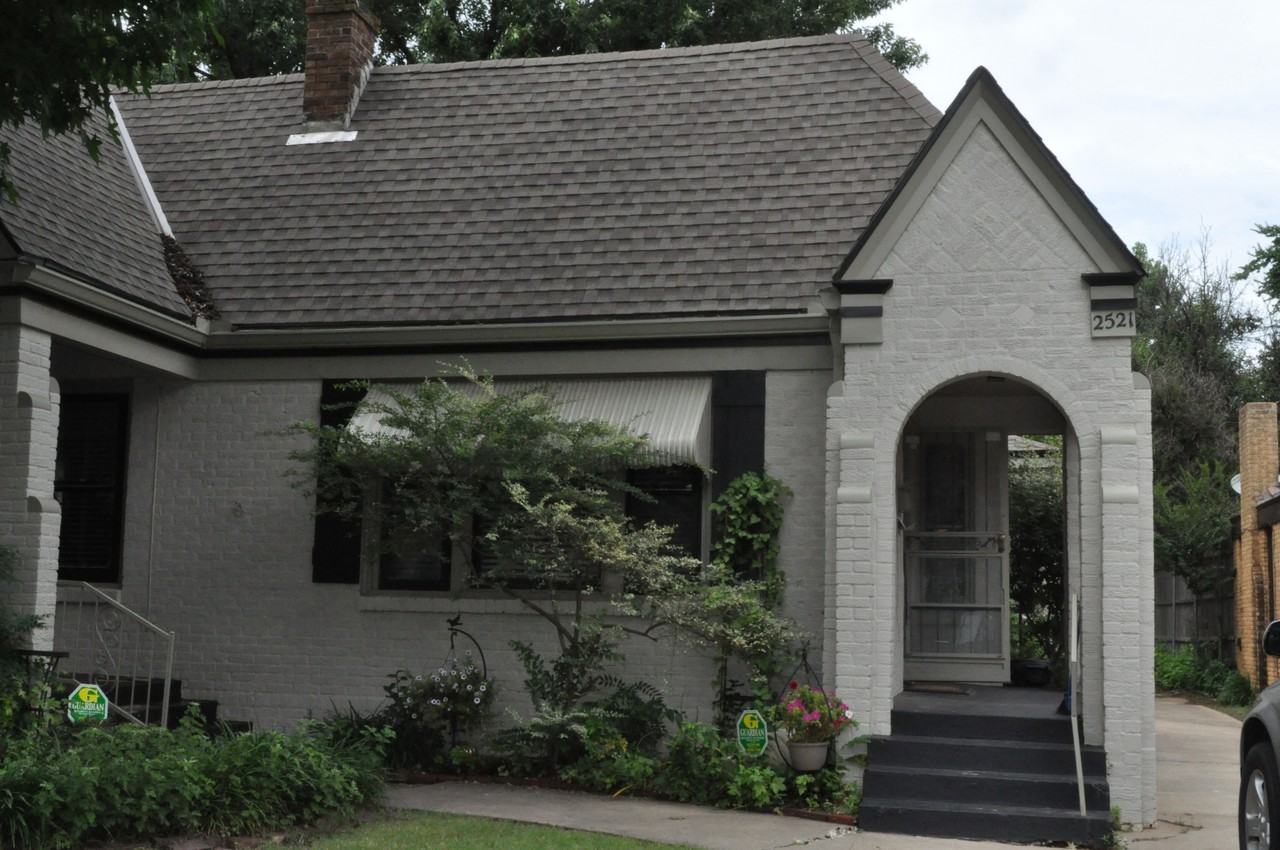 Nw 12th Pl - Photo 4 of 17