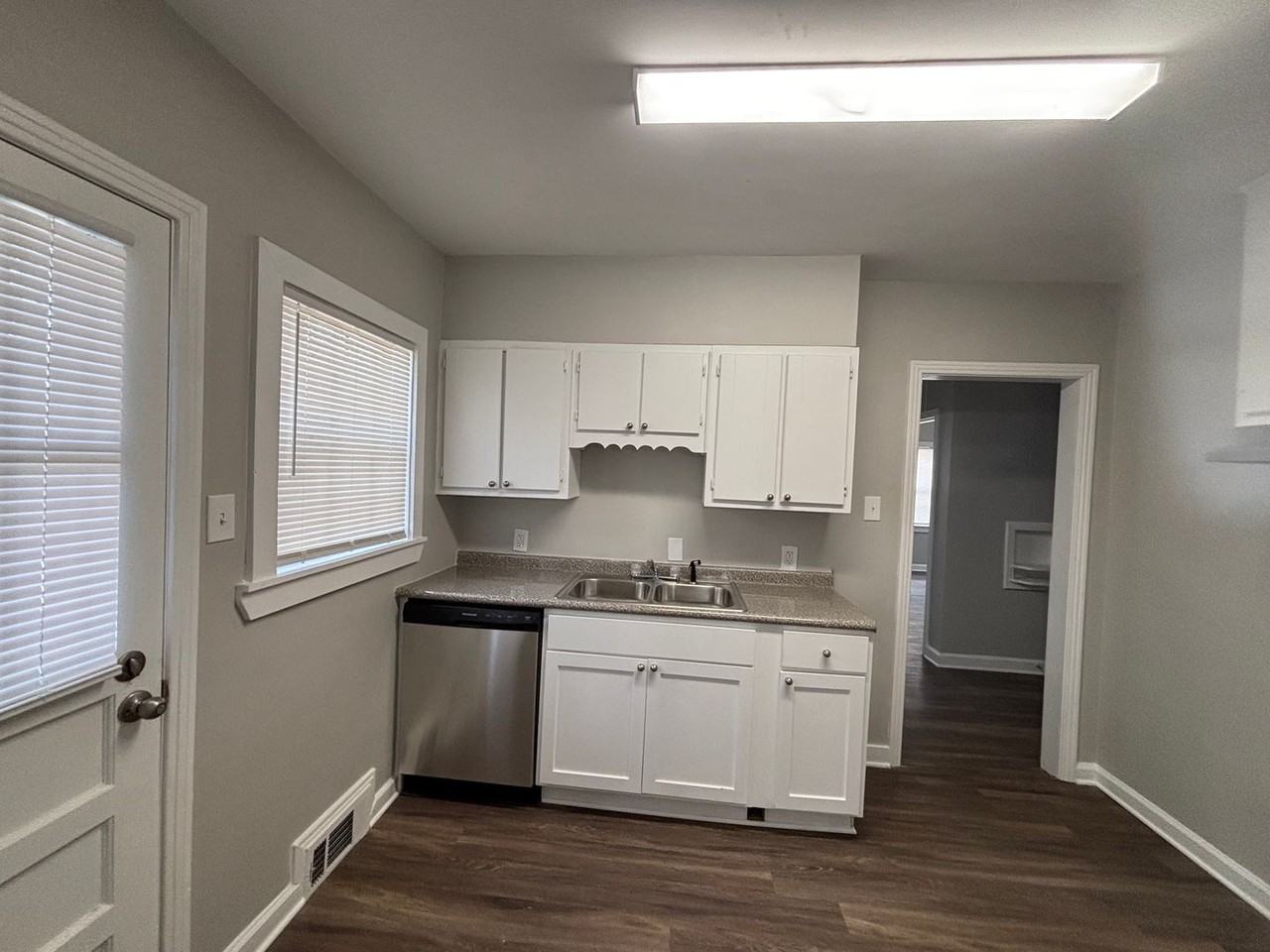 3188 Kimner Dr - Photo 3 of 11