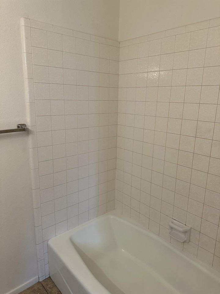 307 N 1st St - Photo 5 of 30