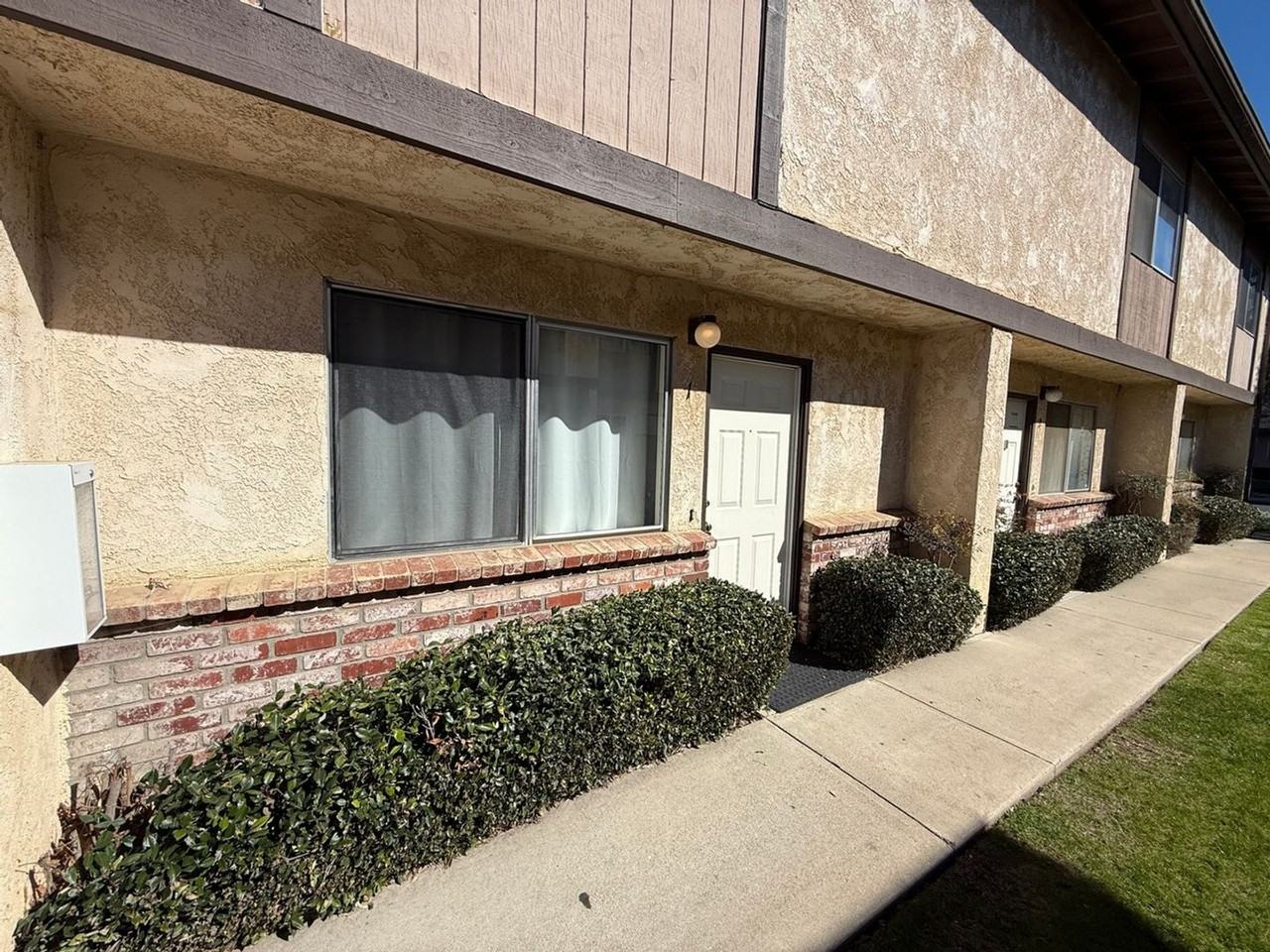 211 Lolita Ln #1 - Photo 2 of 16