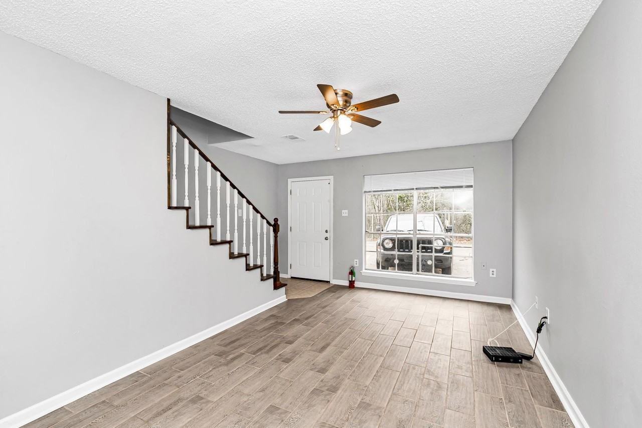 12240 Jackson Rd - Photo 2 of 8