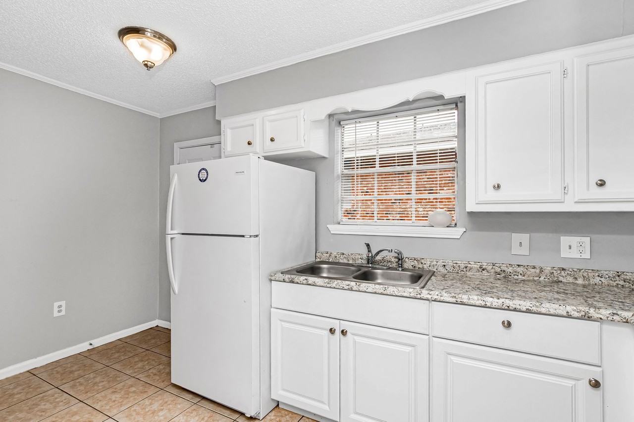 12240 Jackson Rd - Photo 4 of 8