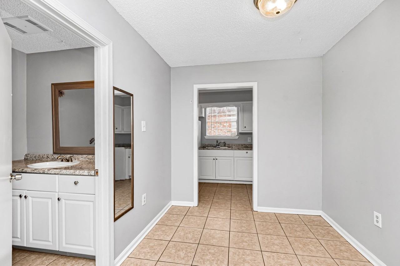 12240 Jackson Rd - Photo 6 of 8